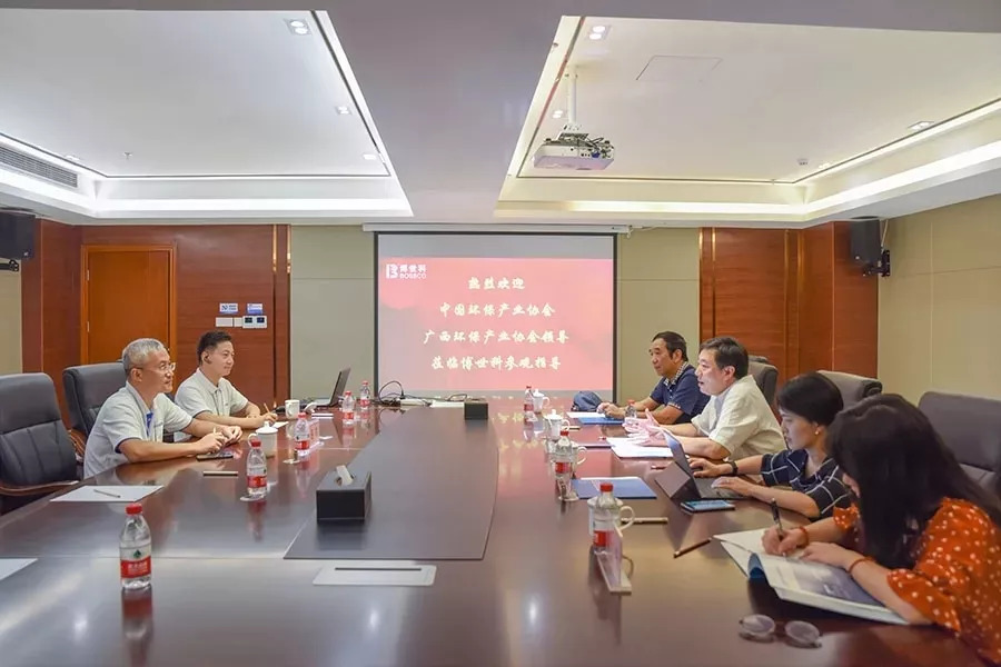 5ba44f04e81fe.jpg 19.jpg