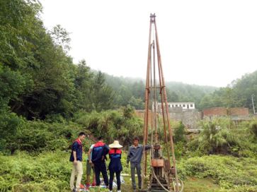 5c1c5d1ced36a.jpg 3.jpg