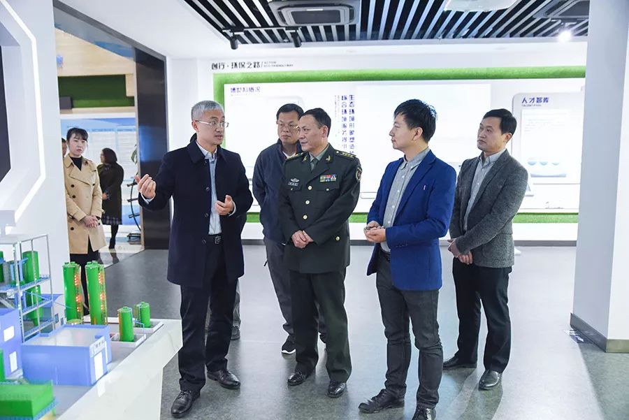 5c6b640f64e0e.jpg 6.jpg