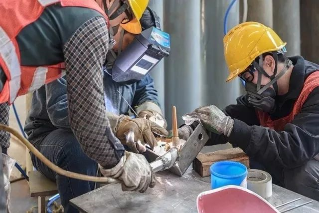 5d3e4da0ea6fe.png 3-30.png